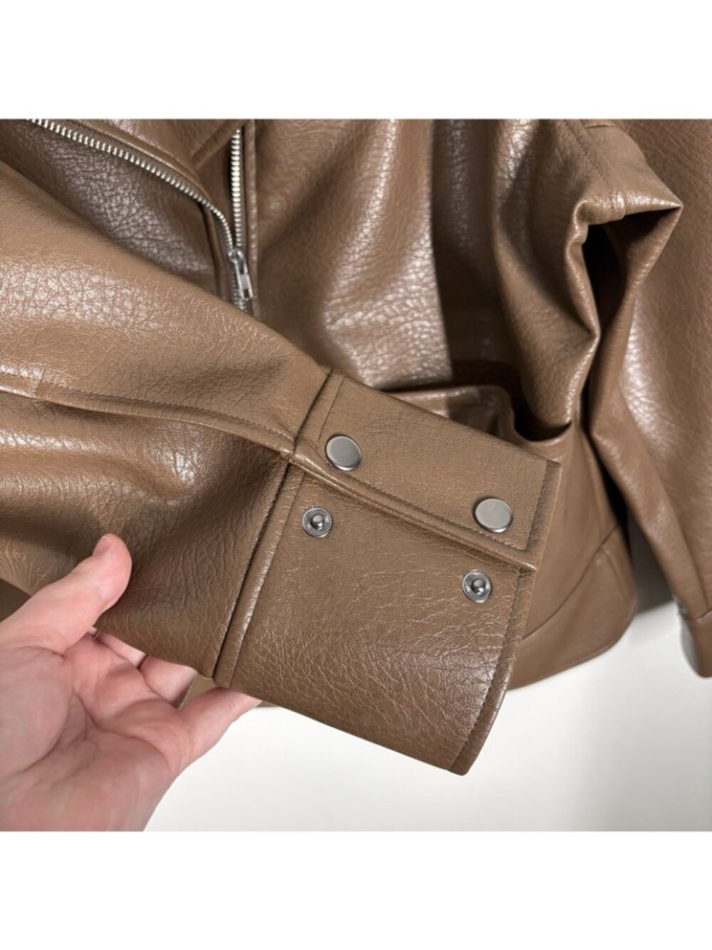 Ashley Graham Women 4X Light Brown Faux Leather Midweight Motorcycle Jacket NWT - Picture 9 of 15